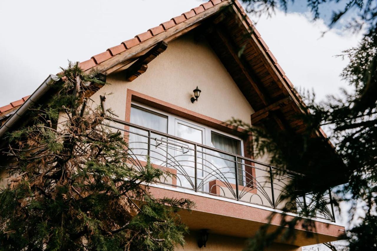 Hotel,Villas & Events Bran Бран Екстериор снимка