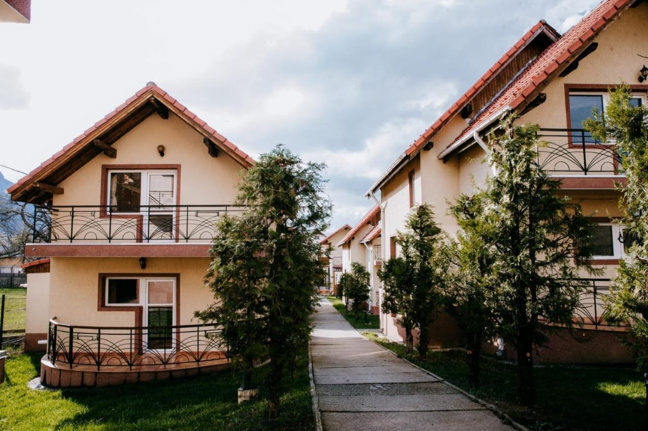 Hotel,Villas & Events Bran Бран Екстериор снимка