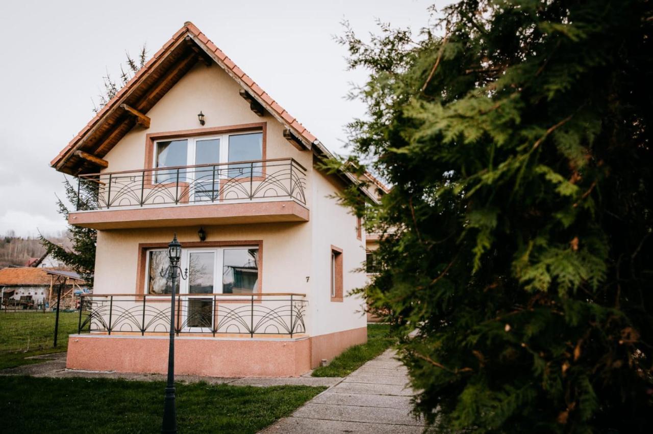 Hotel,Villas & Events Bran Бран Екстериор снимка