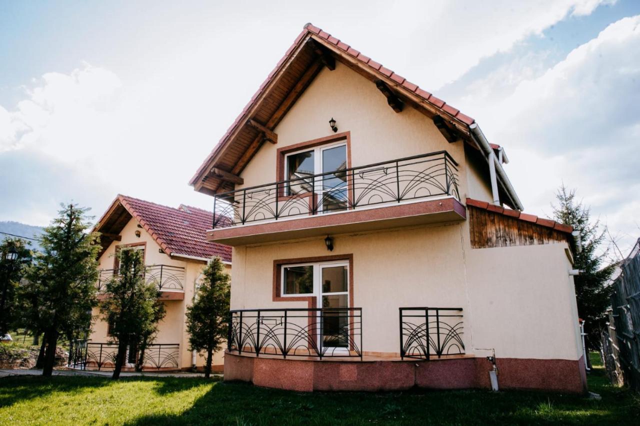 Hotel,Villas & Events Bran Бран Екстериор снимка
