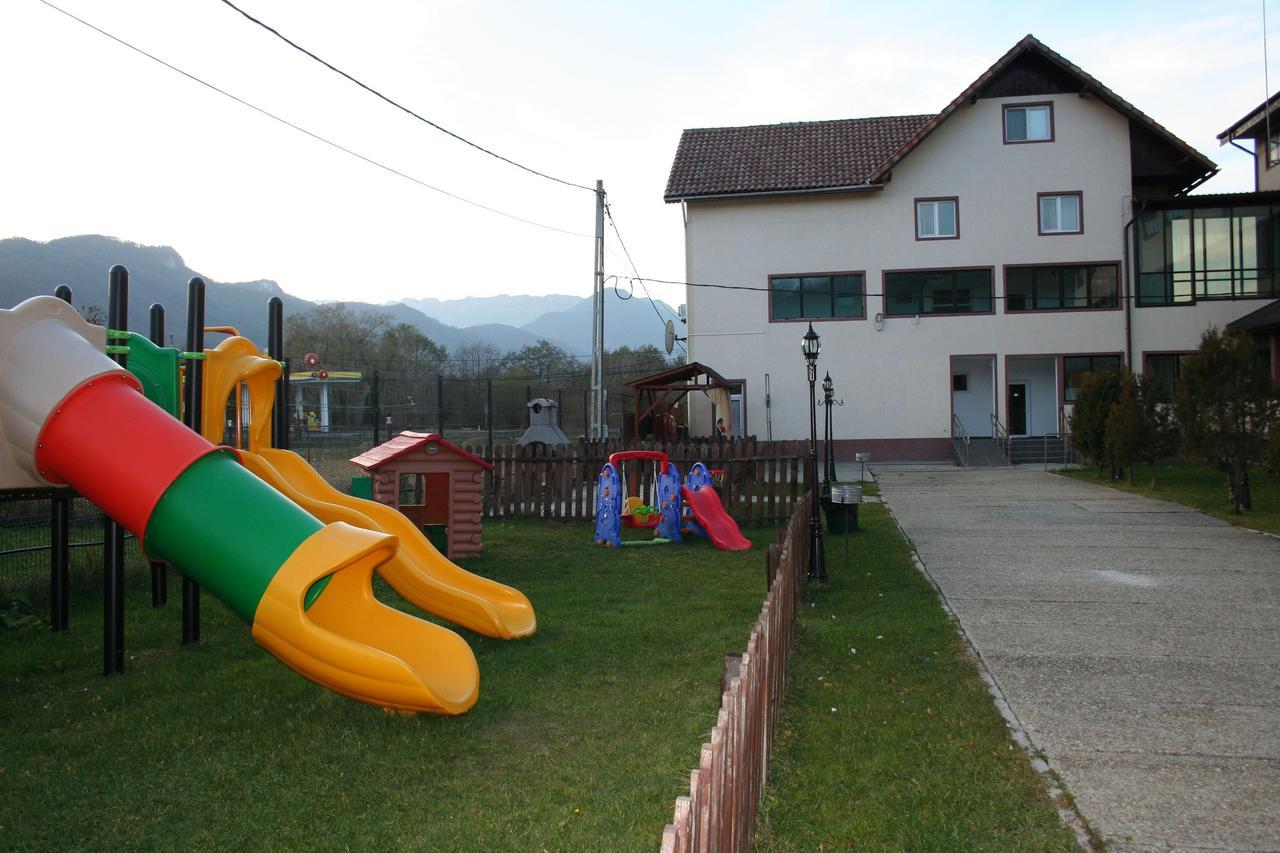 Hotel,Villas & Events Bran Бран Екстериор снимка